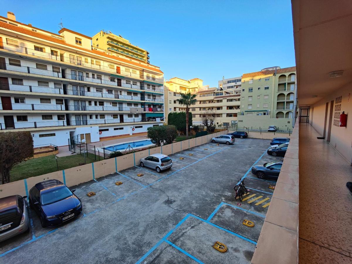 Gran apartamento céntrico y muy cerca de la playa Fuengirola Esterno foto