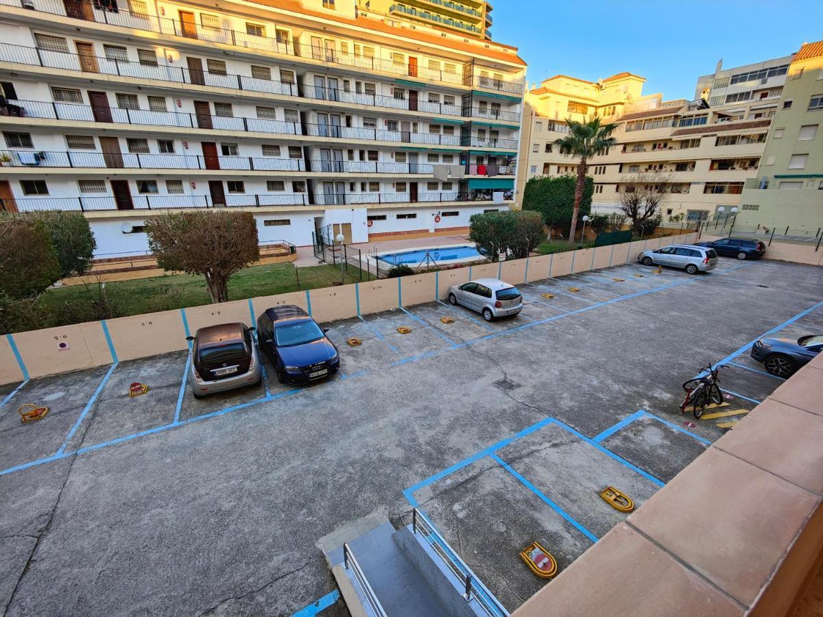 Gran apartamento céntrico y muy cerca de la playa Fuengirola Esterno foto
