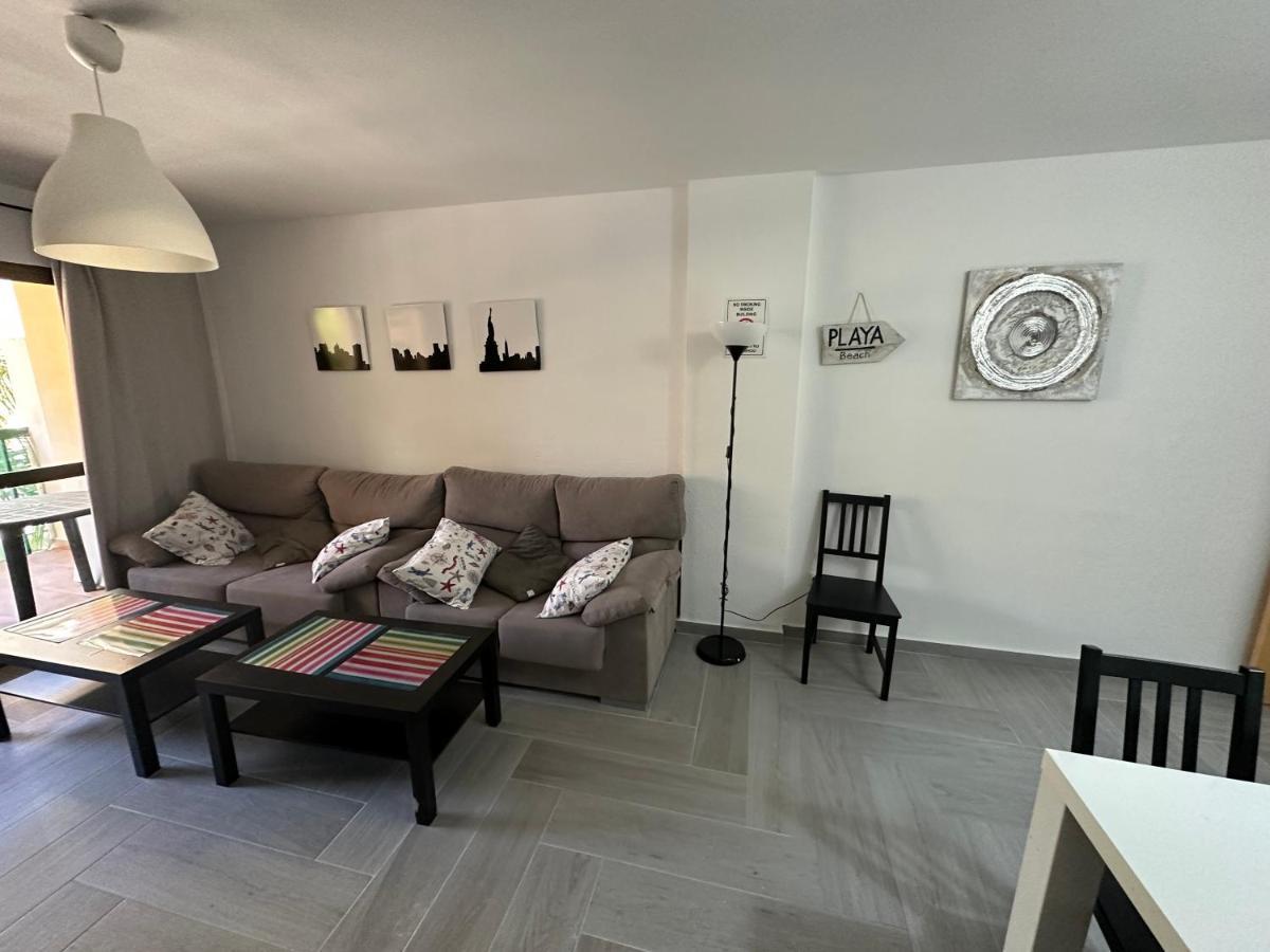 Gran apartamento céntrico y muy cerca de la playa Fuengirola Esterno foto
