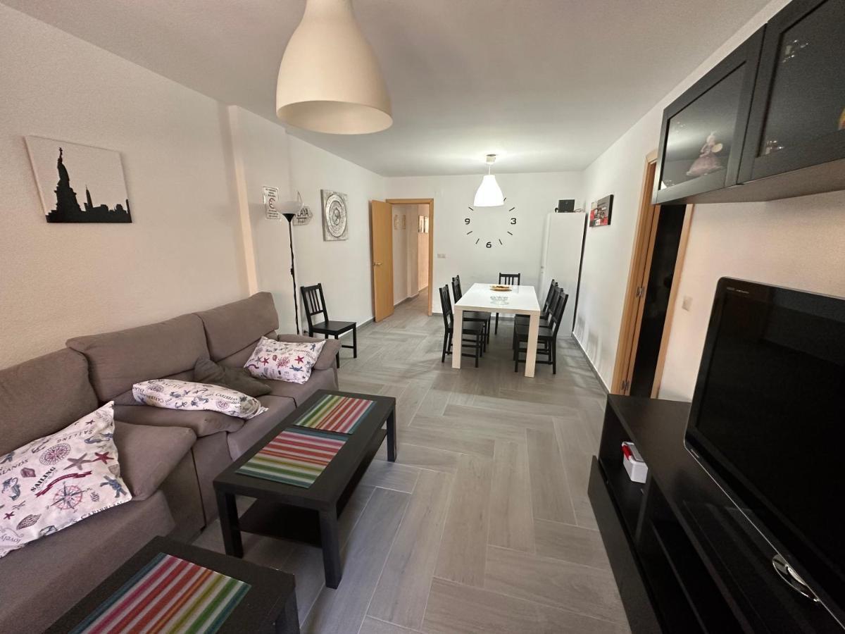 Gran apartamento céntrico y muy cerca de la playa Fuengirola Esterno foto