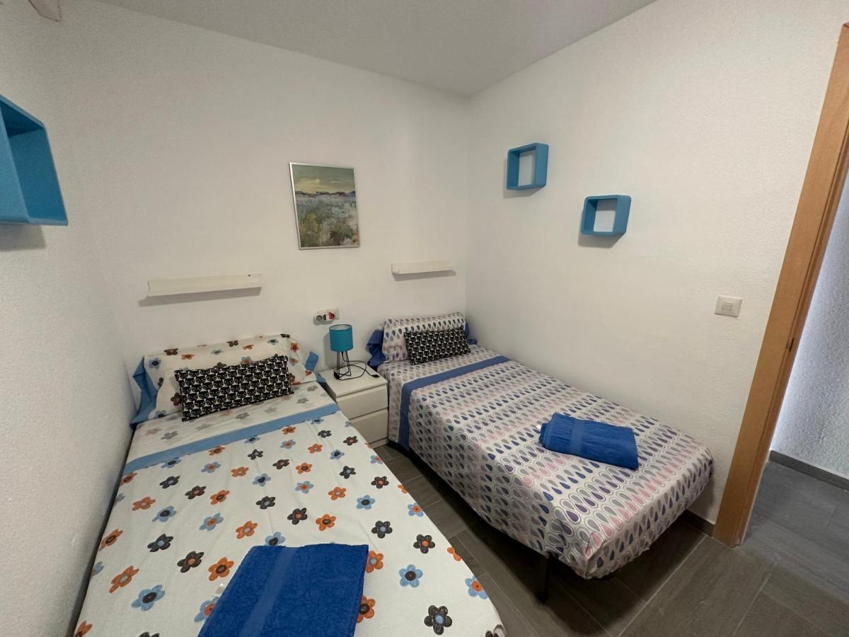 Gran apartamento céntrico y muy cerca de la playa Fuengirola Esterno foto