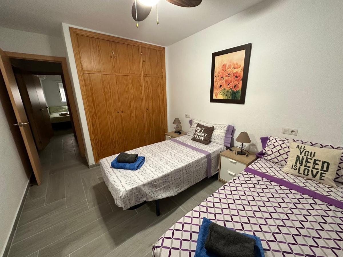 Gran apartamento céntrico y muy cerca de la playa Fuengirola Esterno foto