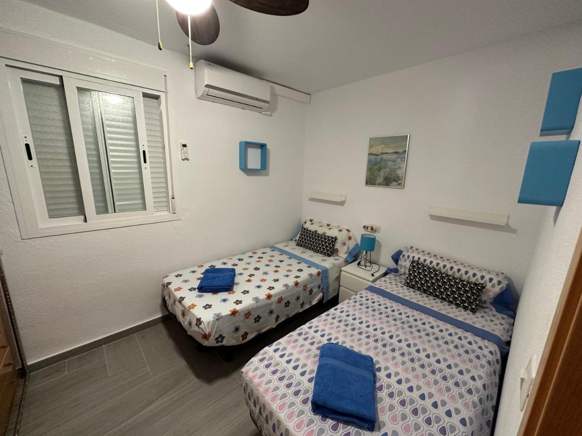 Gran apartamento céntrico y muy cerca de la playa Fuengirola Esterno foto