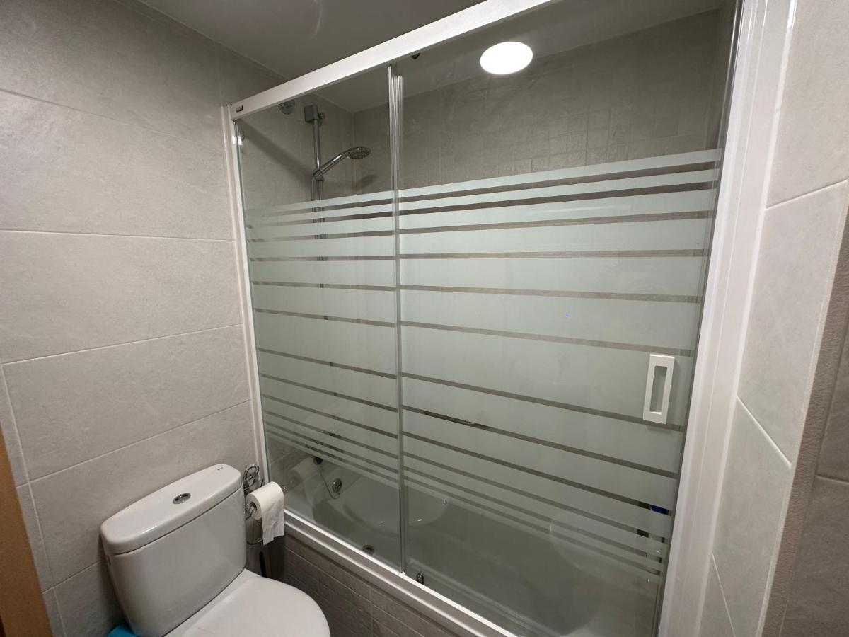 Gran apartamento céntrico y muy cerca de la playa Fuengirola Esterno foto